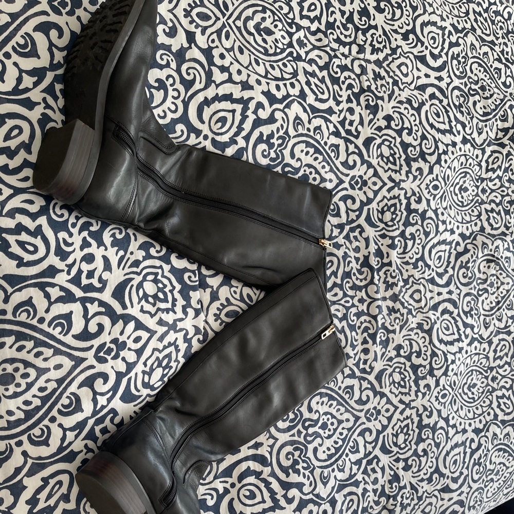 Coach Boots Size 7.5 - Picture 3 of 5